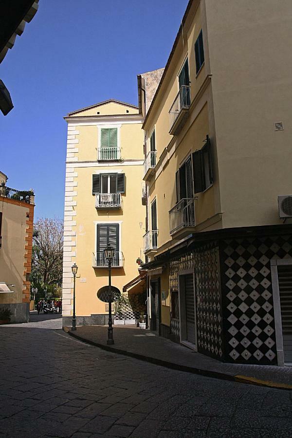 Appartamento Casa Sofia Sorrento Esterno foto